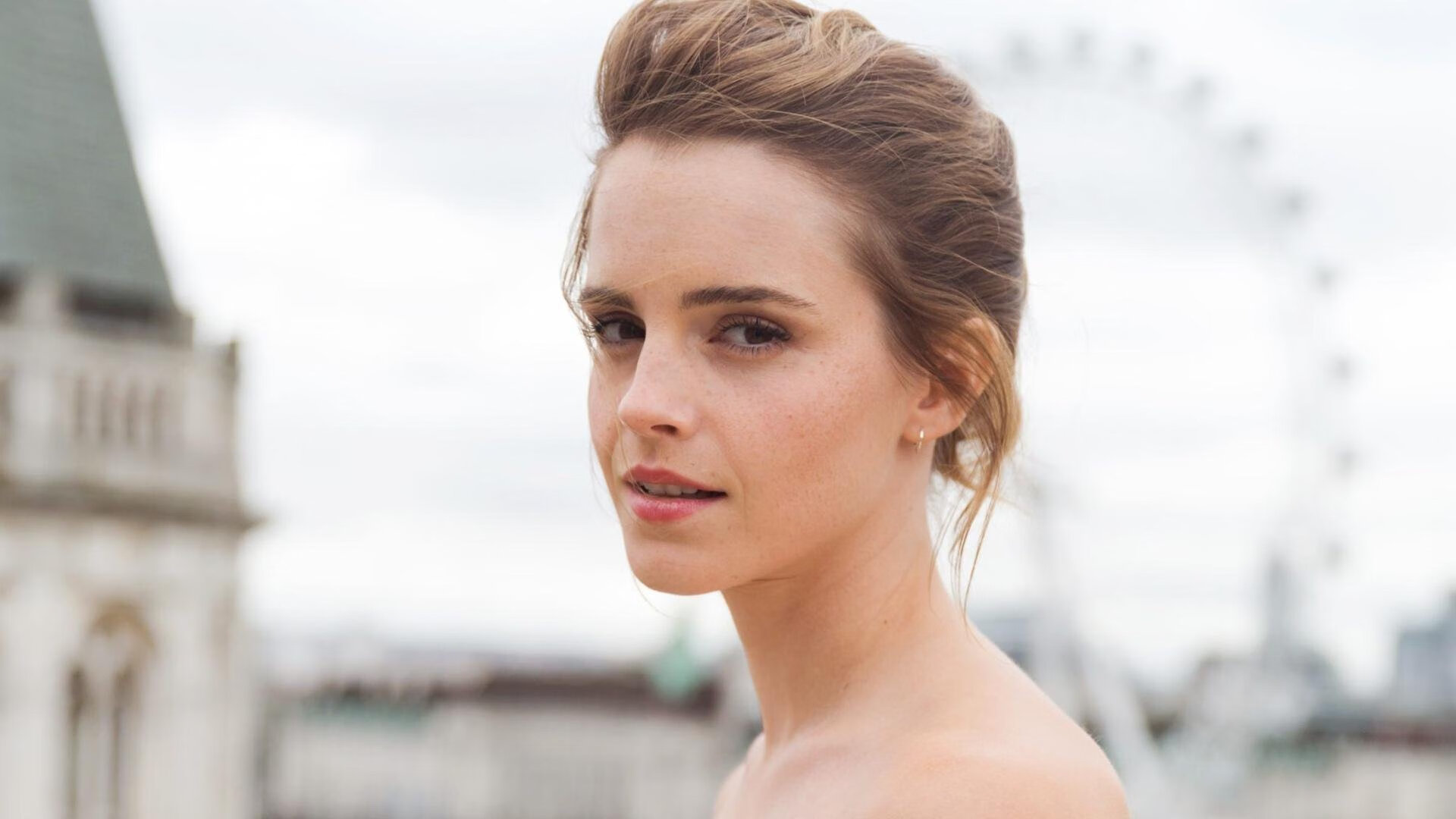 “明星战神再临！最炙手可热的投手与击球手全场对抗”，投球手是什么意思